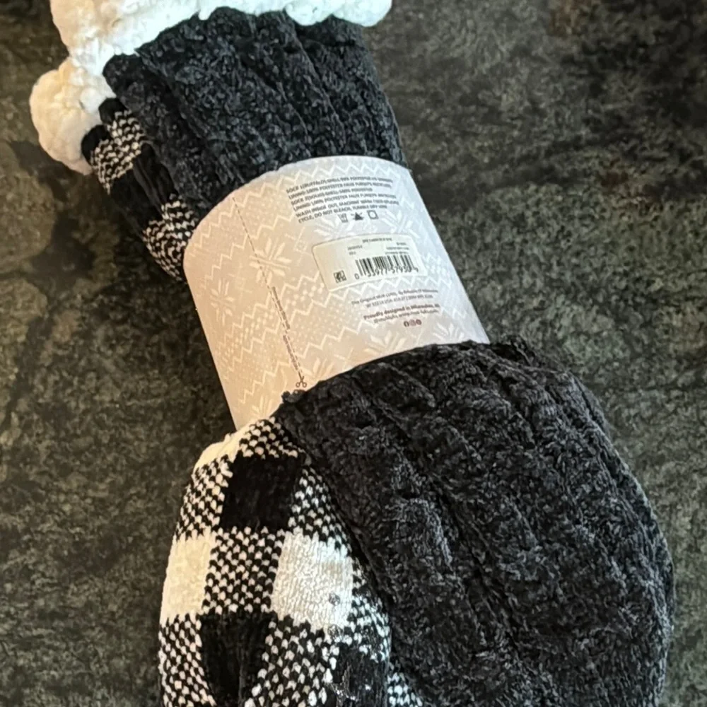 MUK LUKS Women's Cabin Sock set